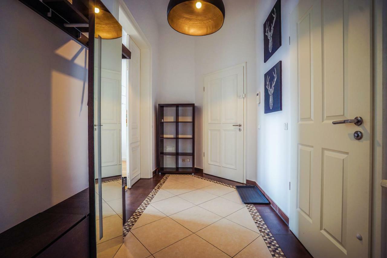 **traumhafte City-wohnung // 120qm // 4-raeume** *
