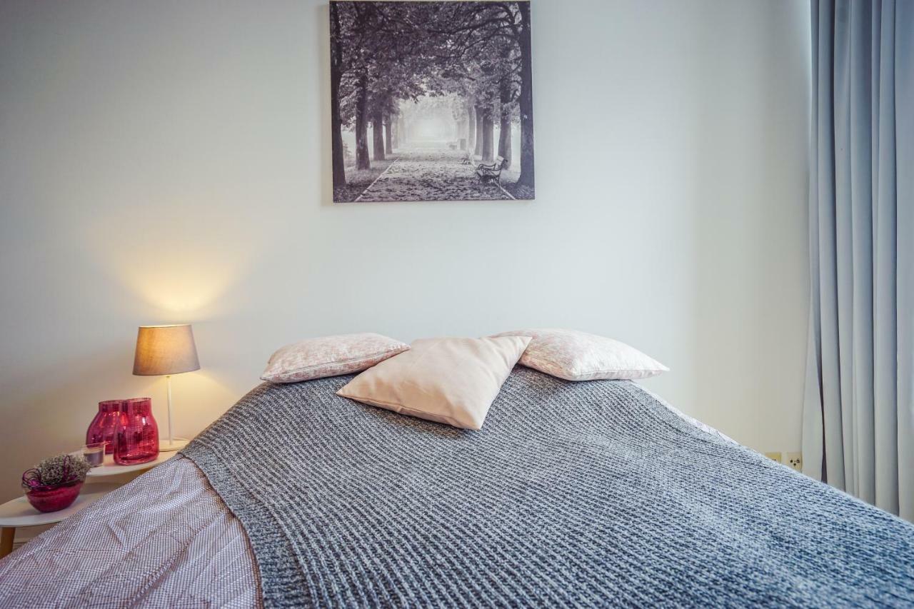 Apartment **traumhafte City-wohnung // 120qm // 4-raeume**